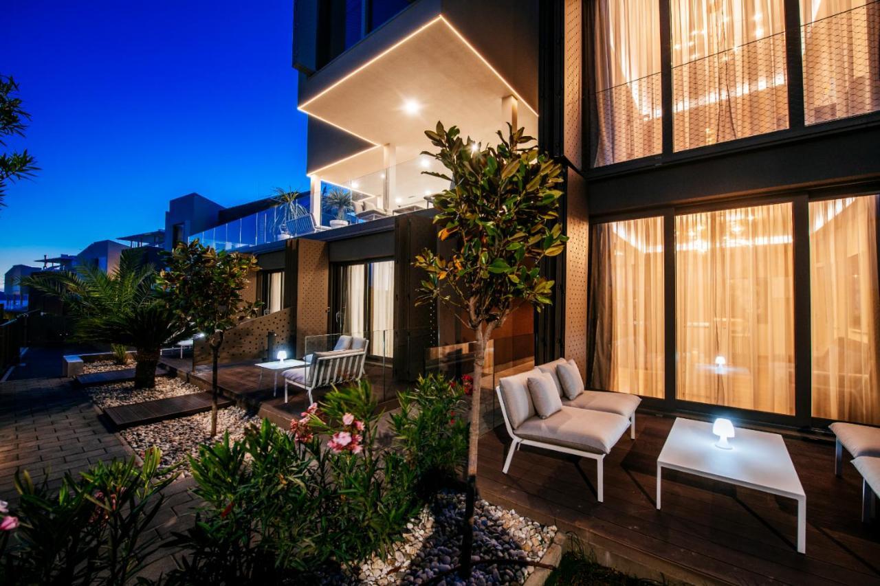 Dedaj - Almaro Apartament *