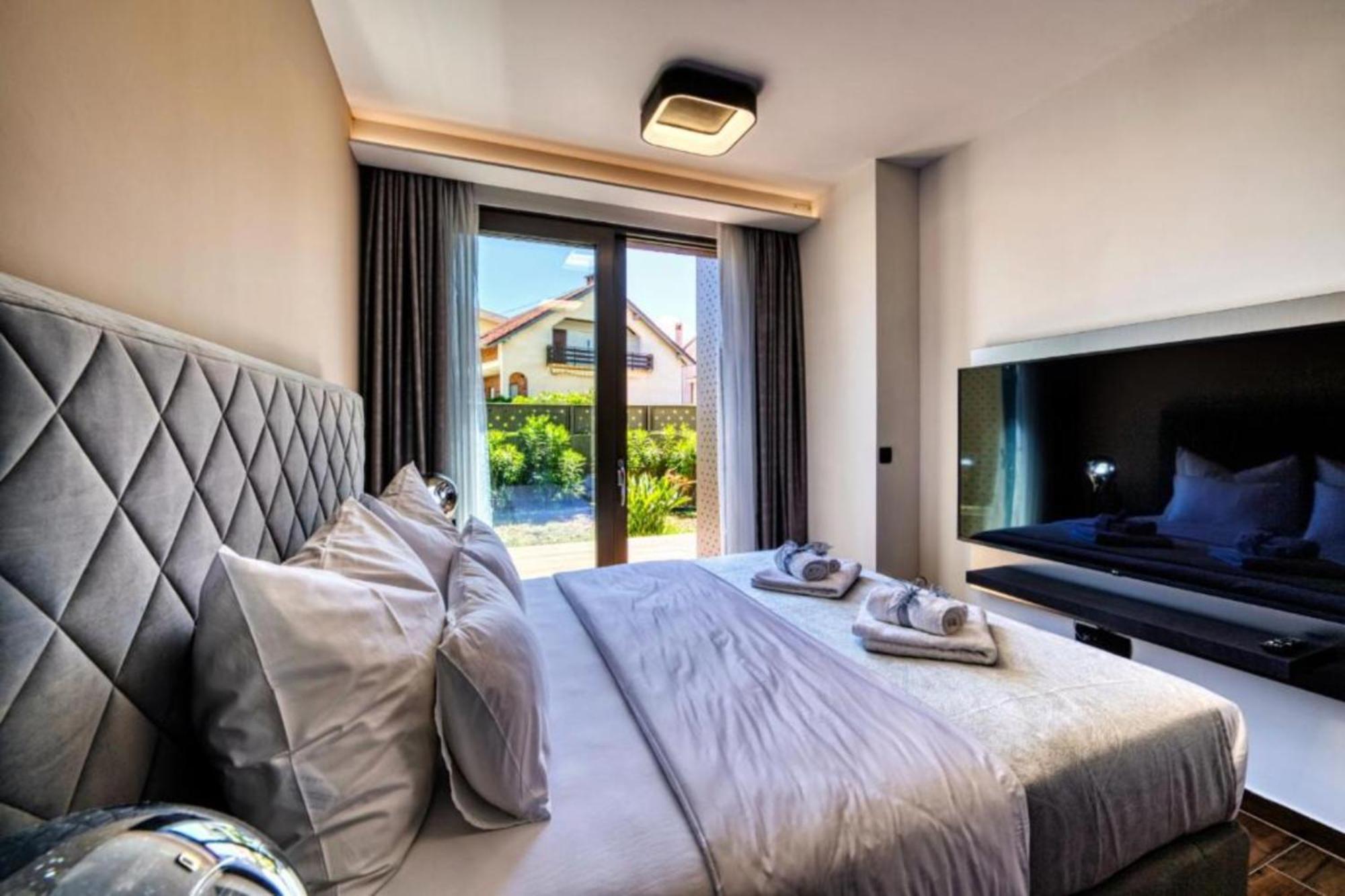 Apartment Dedaj - Almaro Zadar